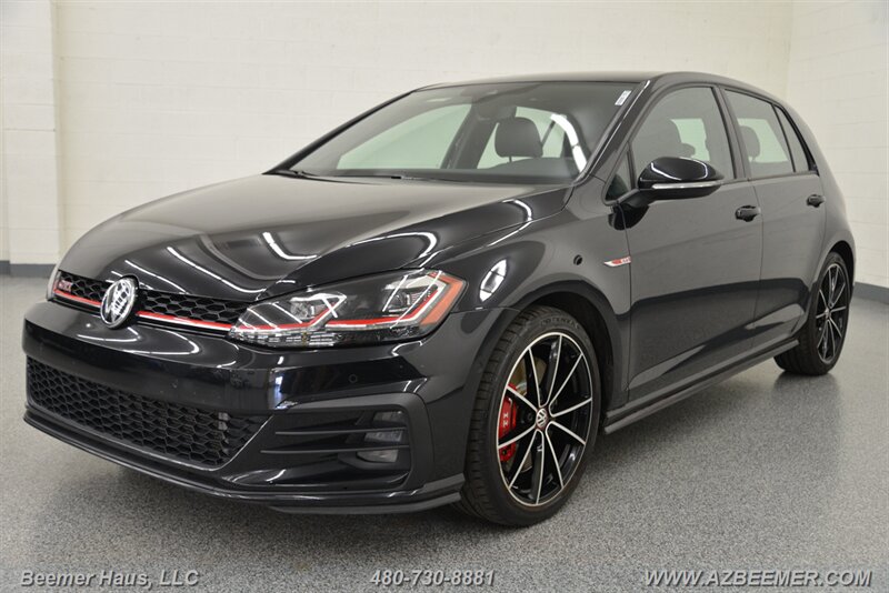 2021 Volkswagen Golf GTI photo 2