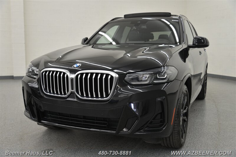 2022 BMW X3 30i's photo