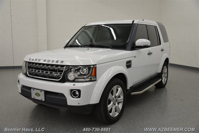 2015 Land Rover LR4 Base photo 2