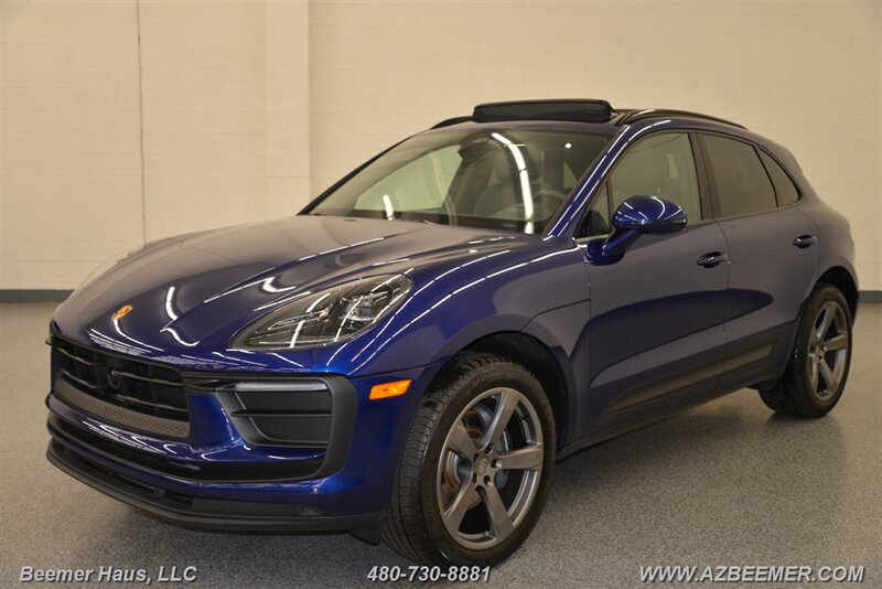 2023 Porsche Macan T photo 3