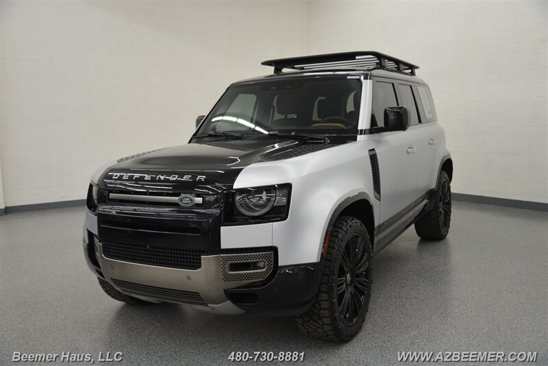 2020 Land Rover Defender 110 photo 2