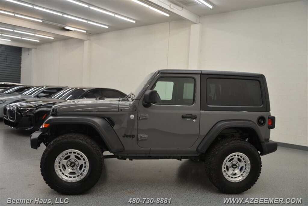Used 2021 Jeep Wrangler Sport SUV