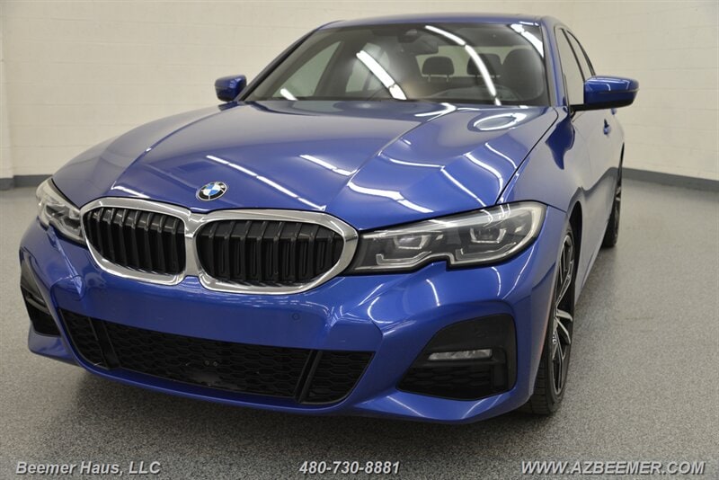 2020 BMW 3 Series 330i xDrive Sedan's photo