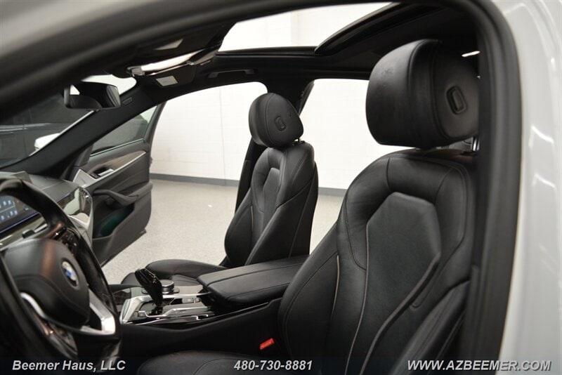 2018 BMW 5 Series 530e - Photo 18