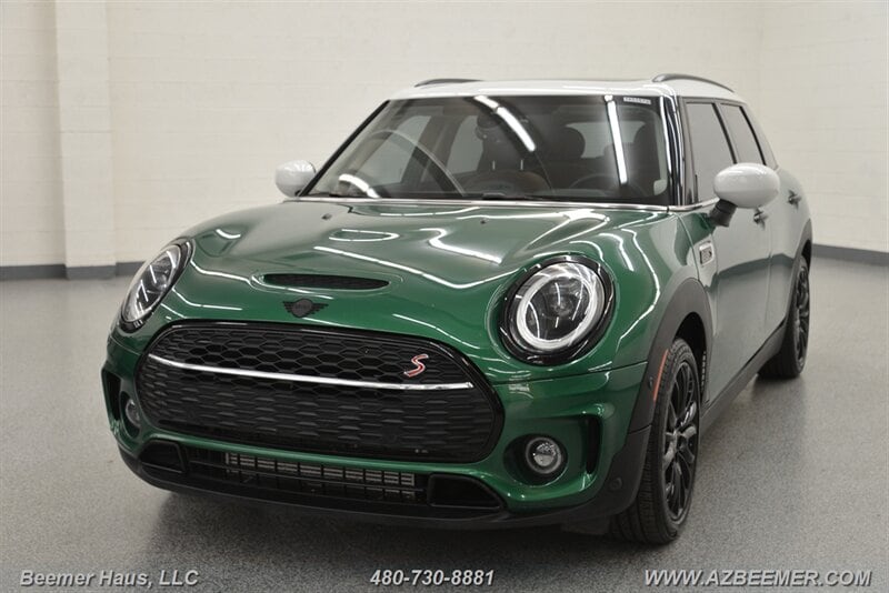 2023 MINI Clubman Cooper S's photo