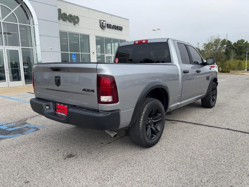 2022 Ram 1500 Classic Warlock photo 2