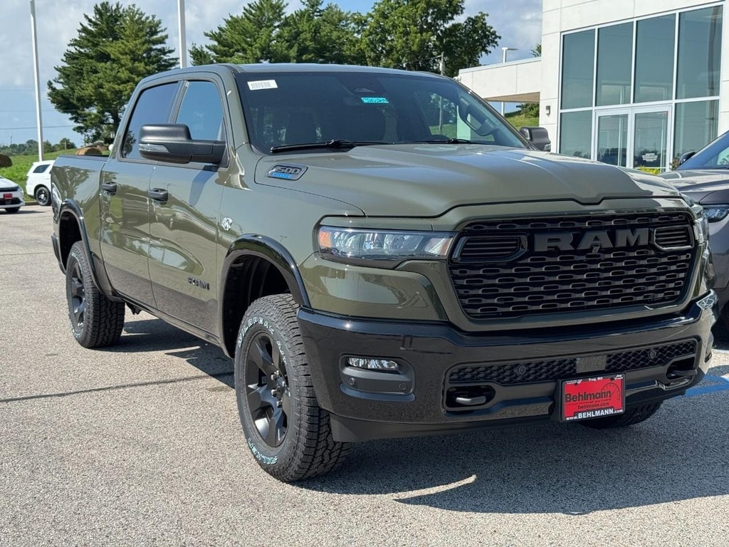 New 2026 Ram 1500 BIG HORN CREW CAB 4X4 5'7 BOX Pickup