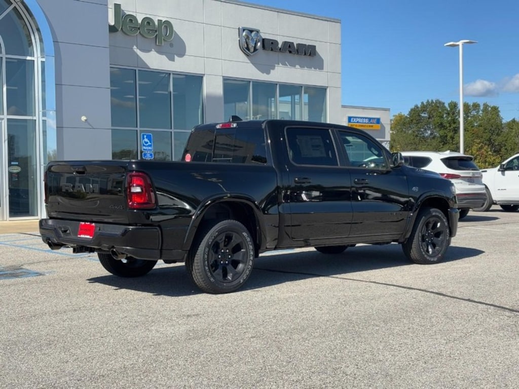 New 2026 Ram 1500 BIG HORN CREW CAB 4X4 5'7 BOX Pickup