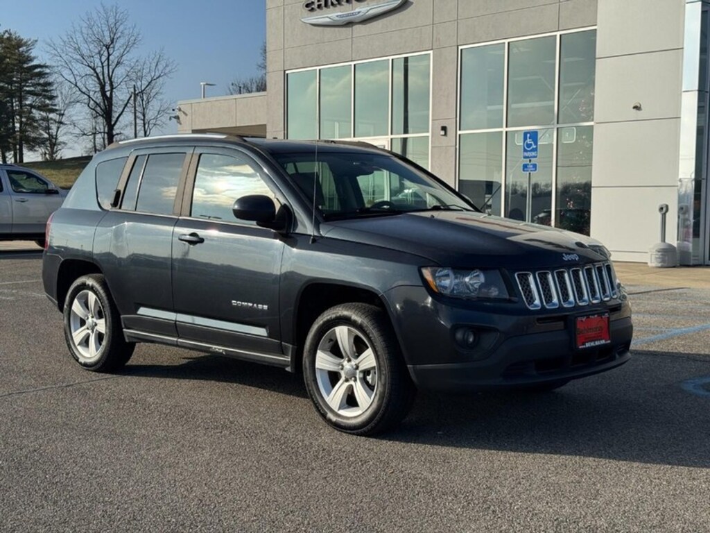 Used 2014 Jeep Compass Latitude FWD SUV