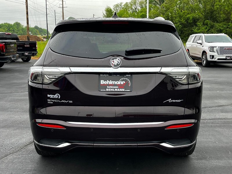 2023 Buick Enclave Avenir photo 3