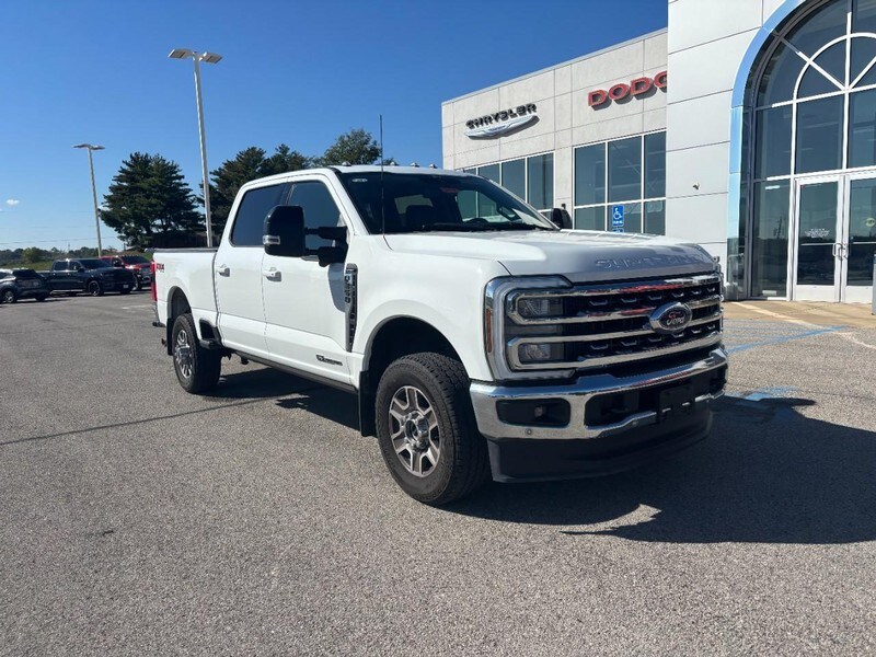 2024 Ford F-350 Lariat photo 2