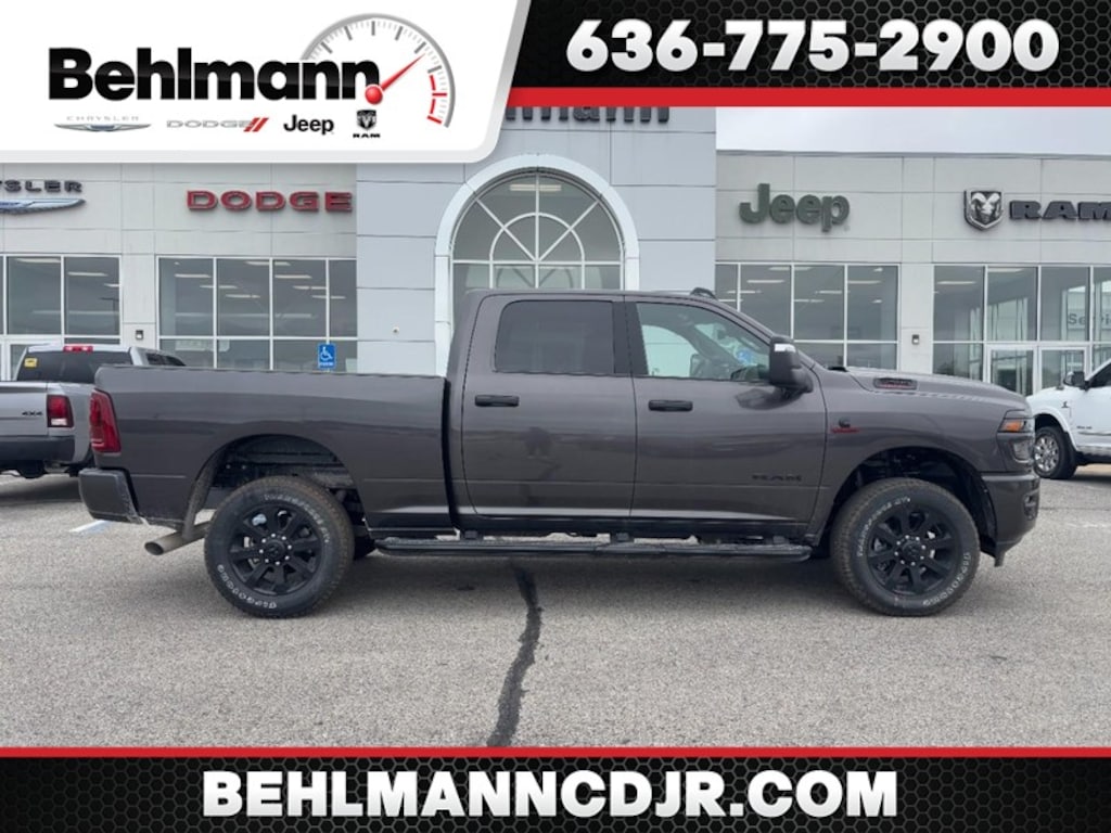 New 2026 Ram 2500 BIG HORN CREW CAB 4X4 6'4 BOX Pickup