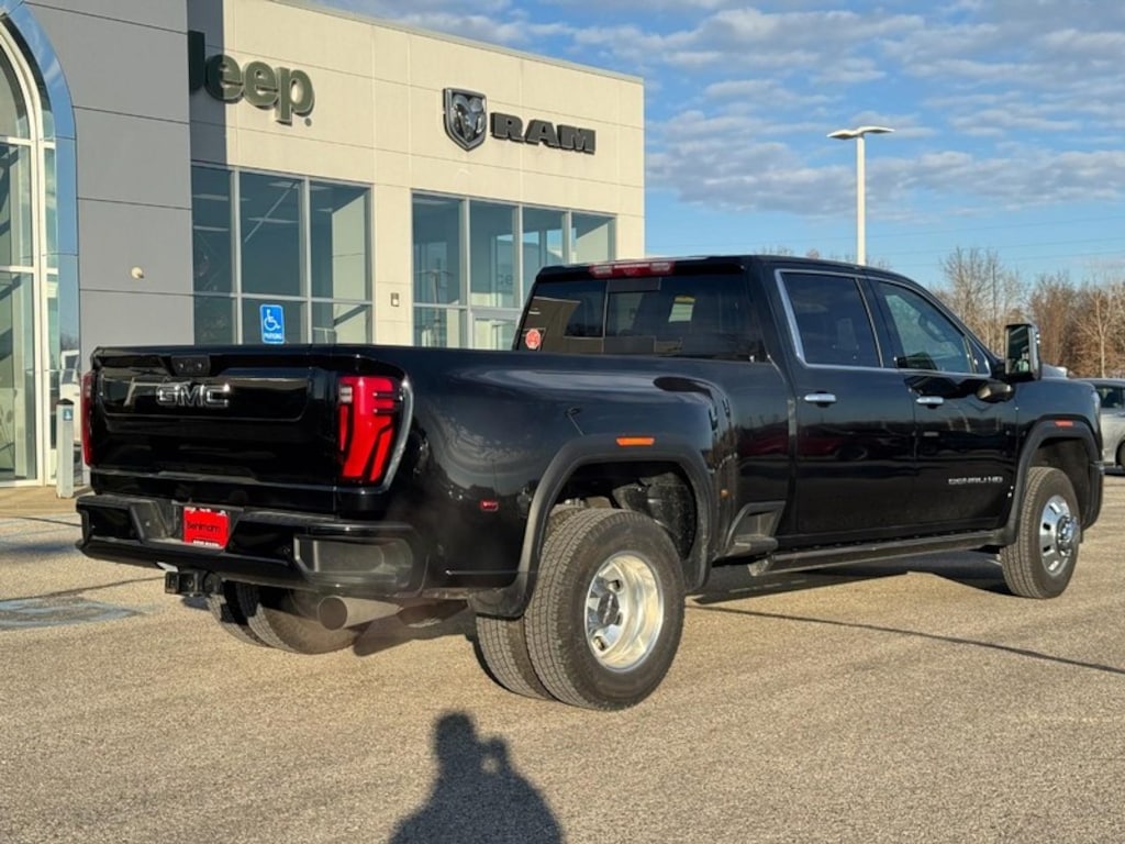 Used 2024 GMC Sierra 3500 HD Denali Ultimate Truck Crew Cab