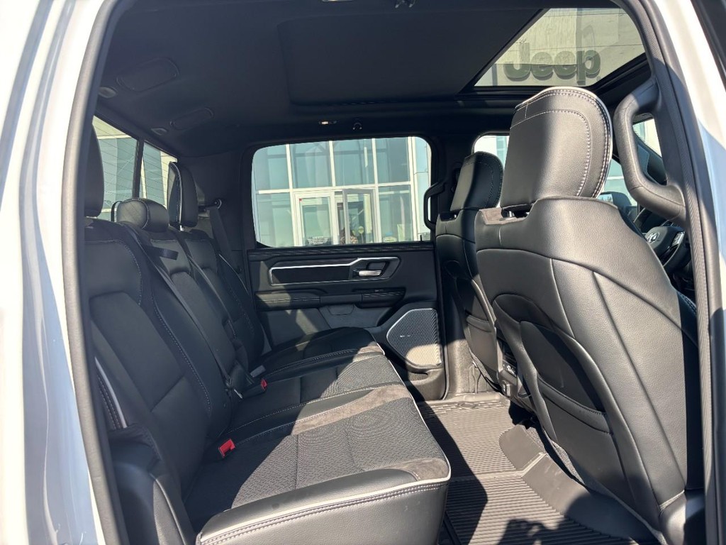 2026 RAM 1500 Laramie - Photo 7