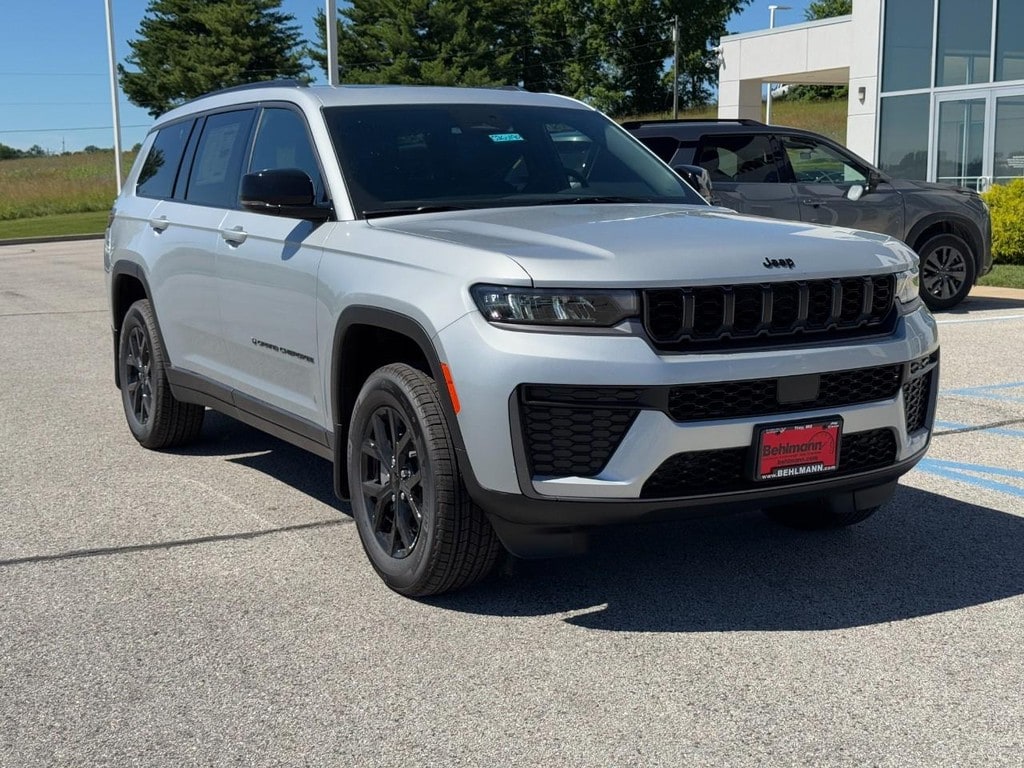 New 2026 Jeep Grand Cherokee L LAREDO ALTITUDE 4X4 Sport Utility