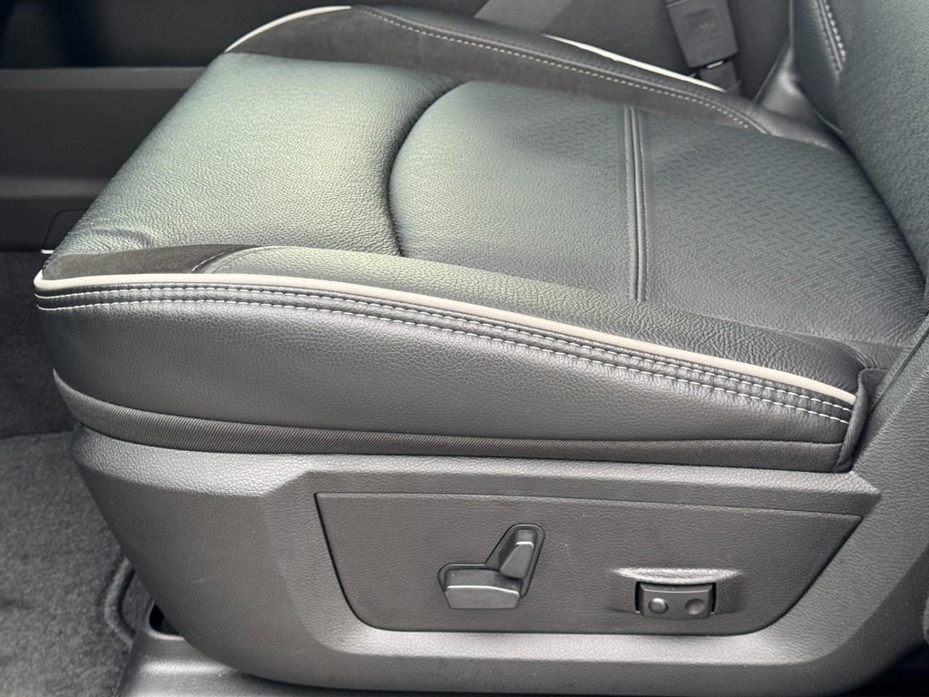 2026 RAM 2500 Laramie - Photo 16