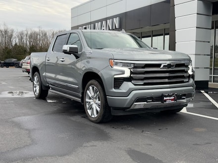 2025 Chevrolet Silverado 1500 High Country Truck Crew Cab
