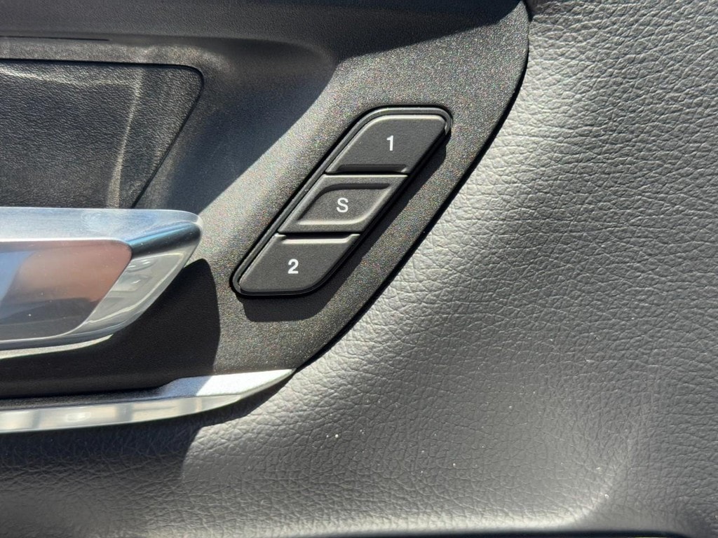 2022 RAM Ram 1500 Pickup Laramie - Photo 19