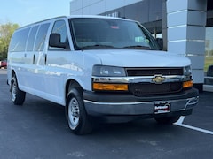 2025 Chevrolet Express Cargo 3500
