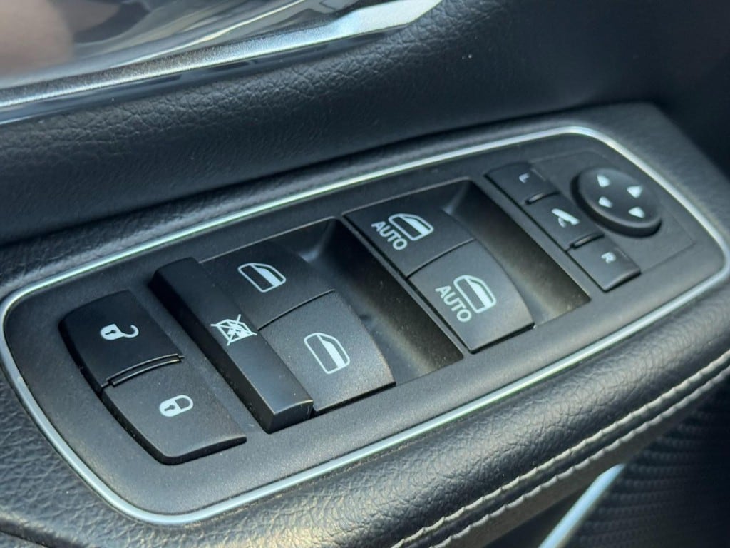 2022 RAM Ram 1500 Pickup Laramie - Photo 26