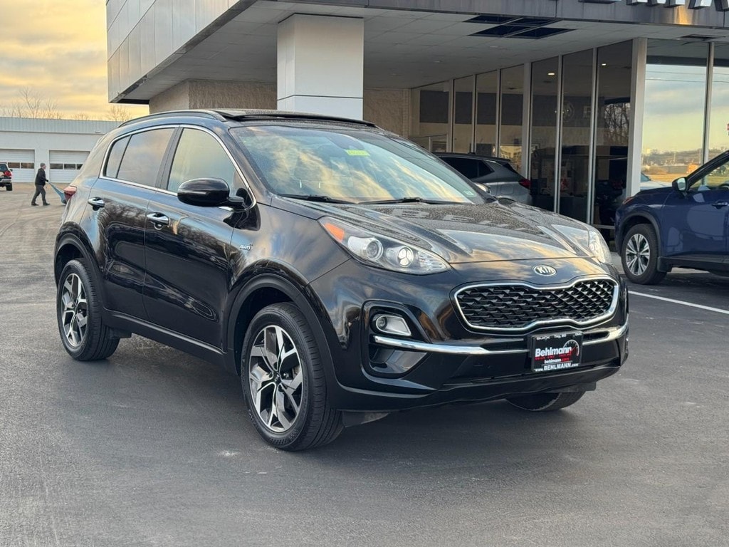 Used 2022 Kia Sportage EX SUV