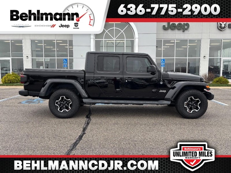 2021 Jeep Gladiator Overland's photo