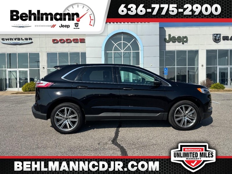 2024 Ford Edge Titanium's photo
