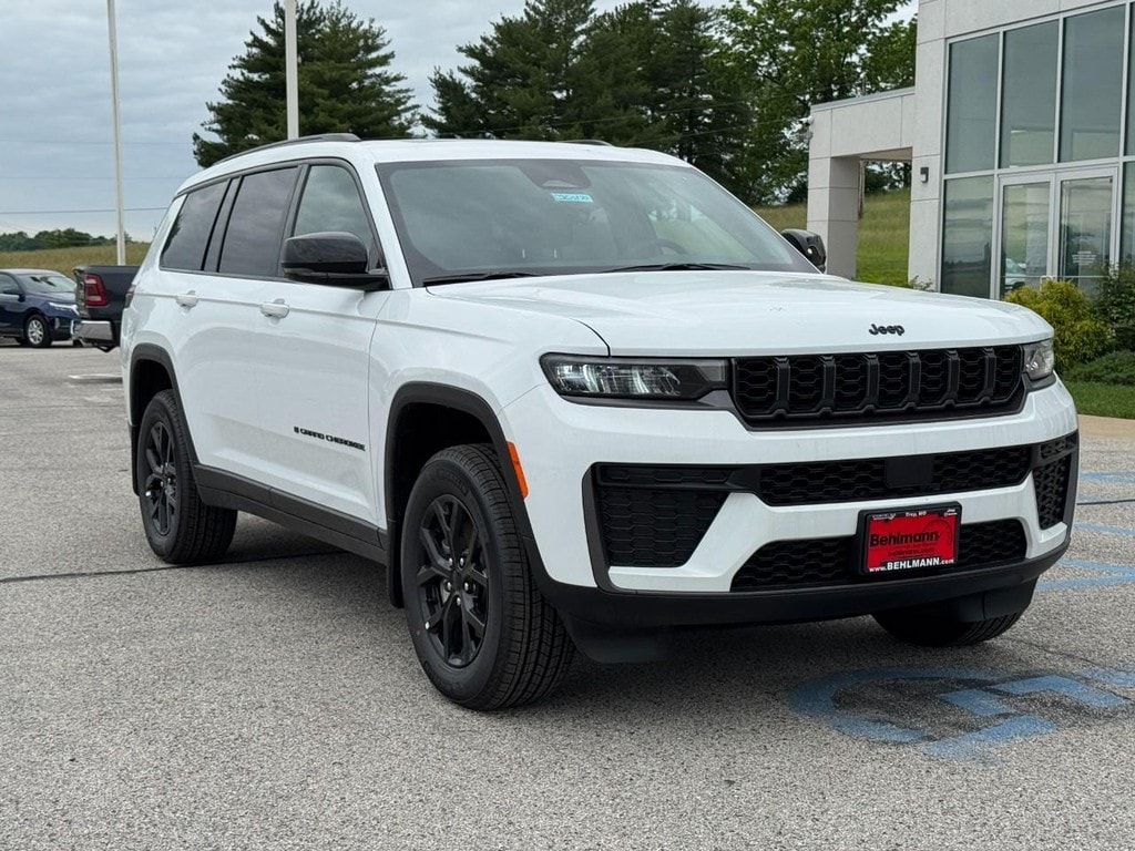 New 2026 Jeep Grand Cherokee L LAREDO ALTITUDE 4X4 Sport Utility