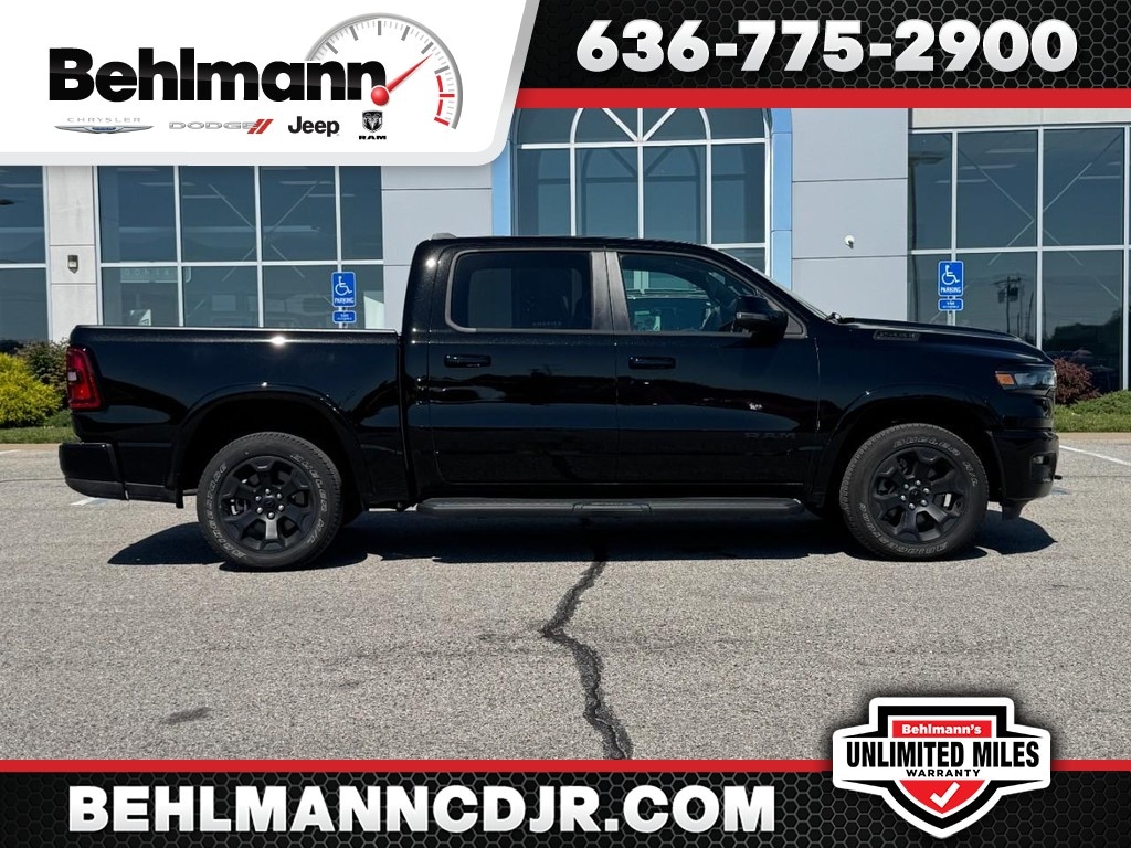 New 2026 Ram 1500 BIG HORN CREW CAB 4X4 5'7 BOX Pickup