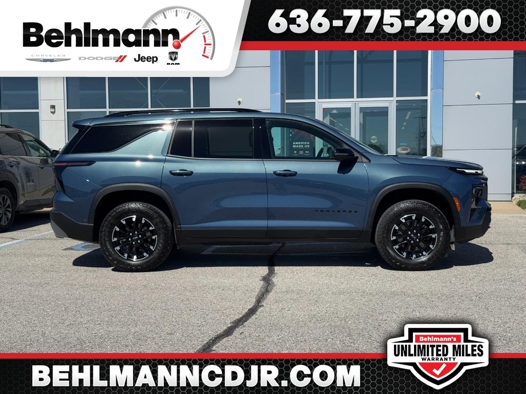 Used 2025 Chevrolet Traverse Z71 SUV