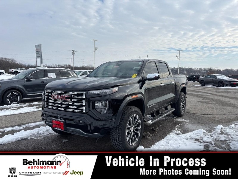 2024 GMC Canyon Denali's photo