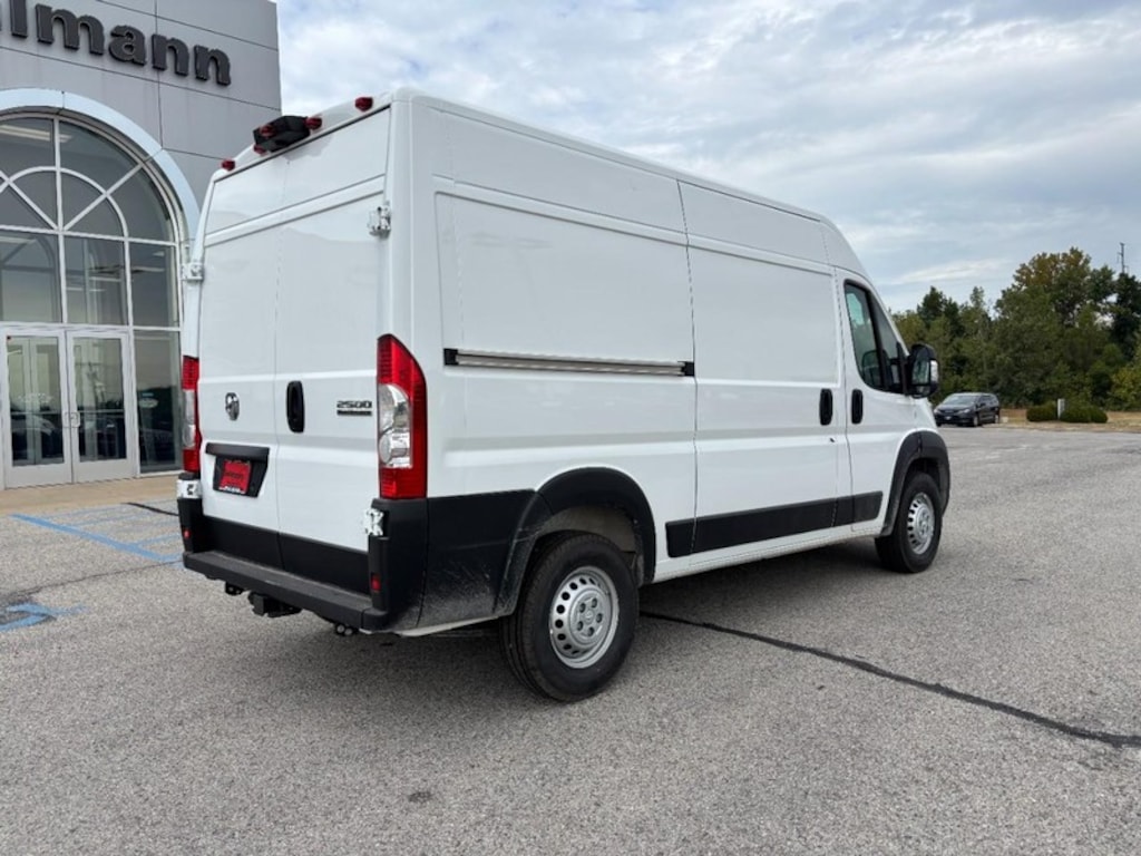 New 2025 Ram ProMaster PROMASTER 2500 TRADESMAN CARGO VAN HIGH ROOF 136' Cargo Van