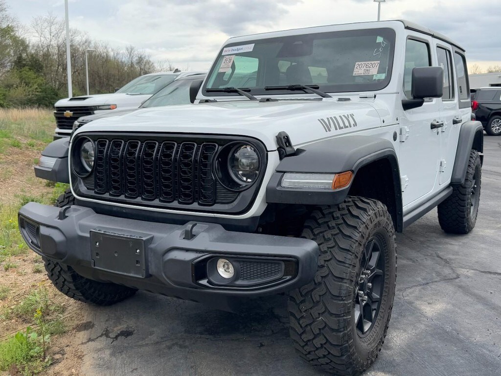 Used 2025 Jeep Wrangler Sport SUV
