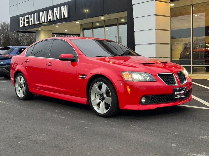 2009 Pontiac G8 GT's photo