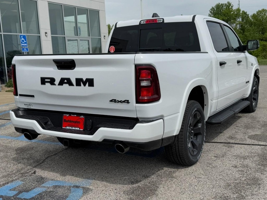 New 2026 Ram 1500 BIG HORN CREW CAB 4X4 5'7 BOX Pickup