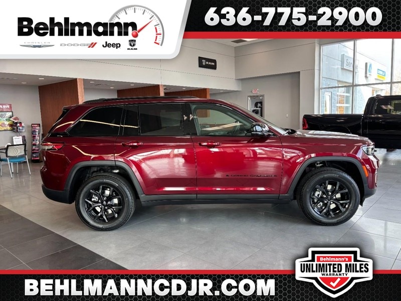 2025 Jeep Grand Cherokee Altitude's photo