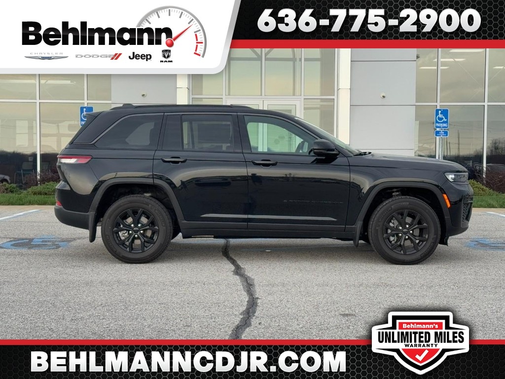 New 2026 Jeep Grand Cherokee LAREDO ALTITUDE 4X4 Sport Utility