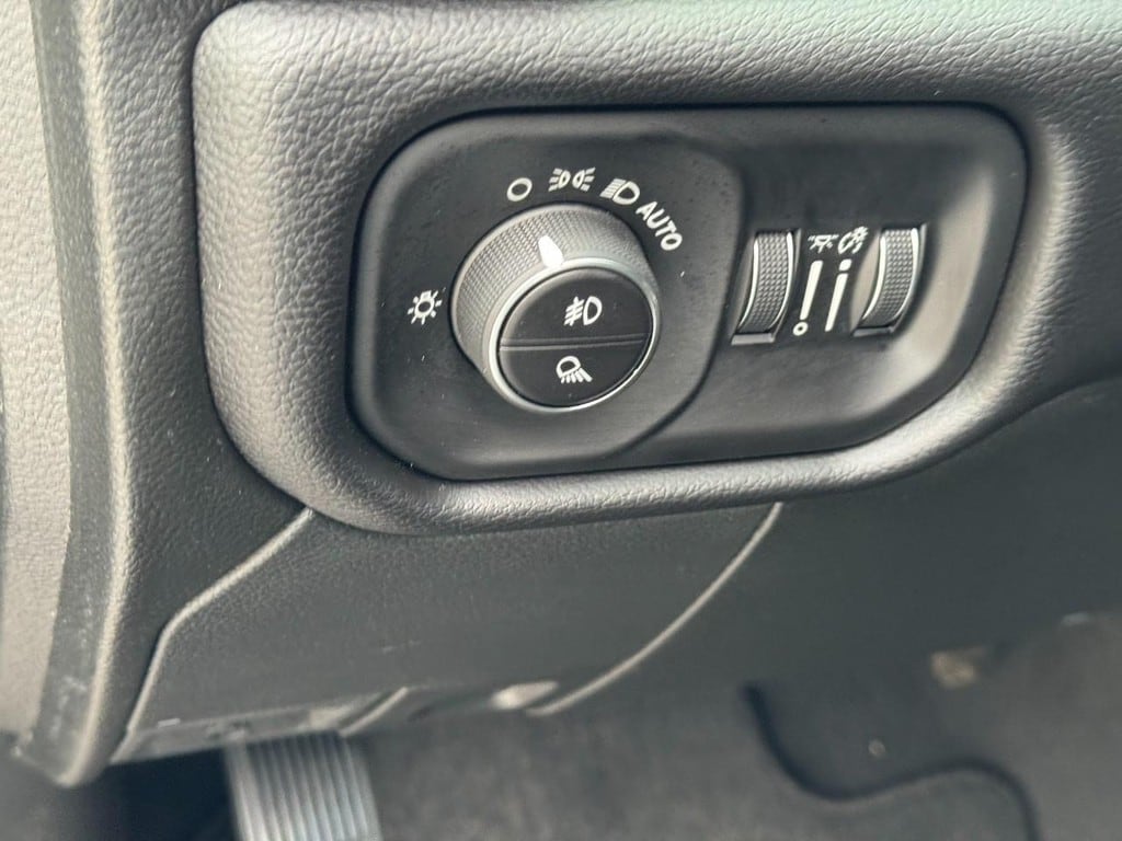 2026 RAM 2500 Laramie - Photo 18