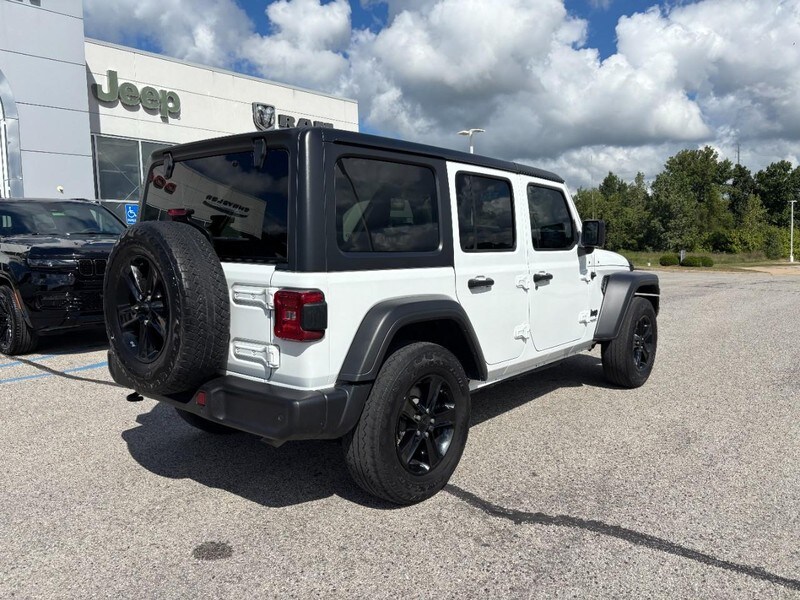 2021 Jeep Wrangler Unlimited Sport Altitude photo 2