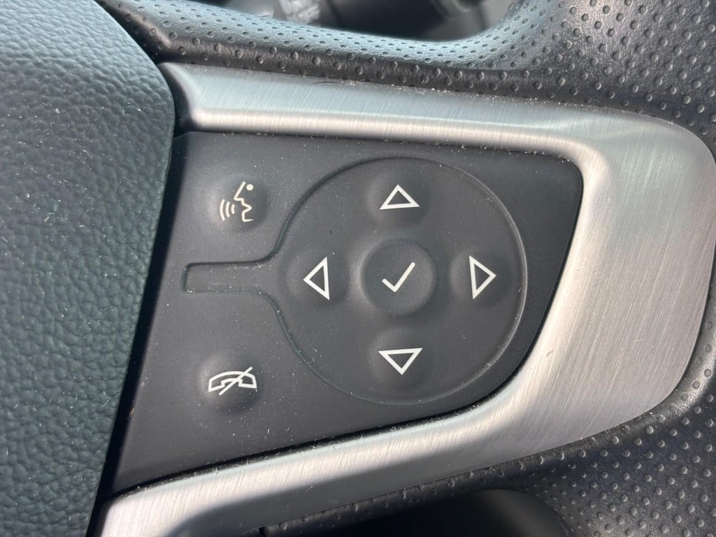 2023 GMC Acadia SLE - Photo 22