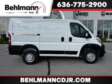 2025 Ram ProMaster PROMASTER 1500 TRADESMAN CARGO VAN LOW ROOF 118' W Cargo Van