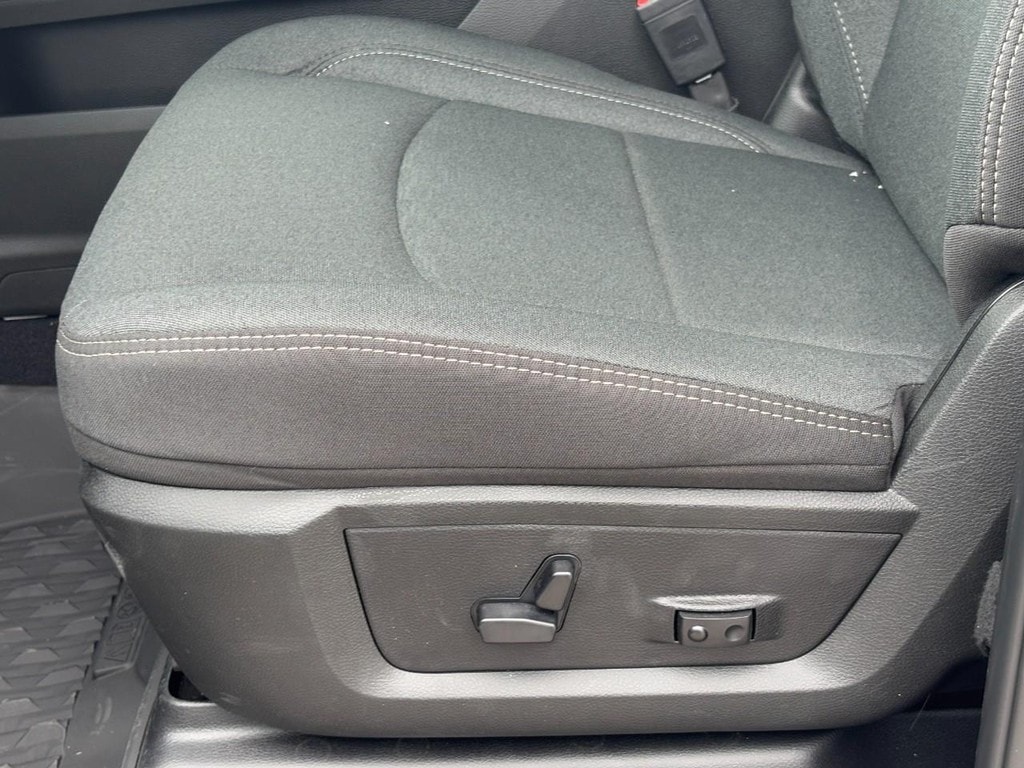 2026 RAM 2500 Big Horn - Photo 23