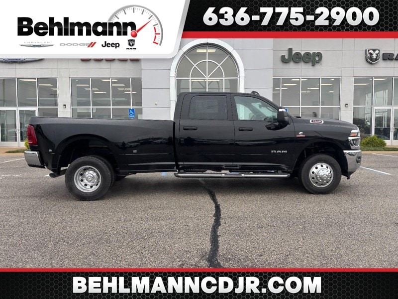 2026 RAM Ram 3500 Pickup Big Horn's photo