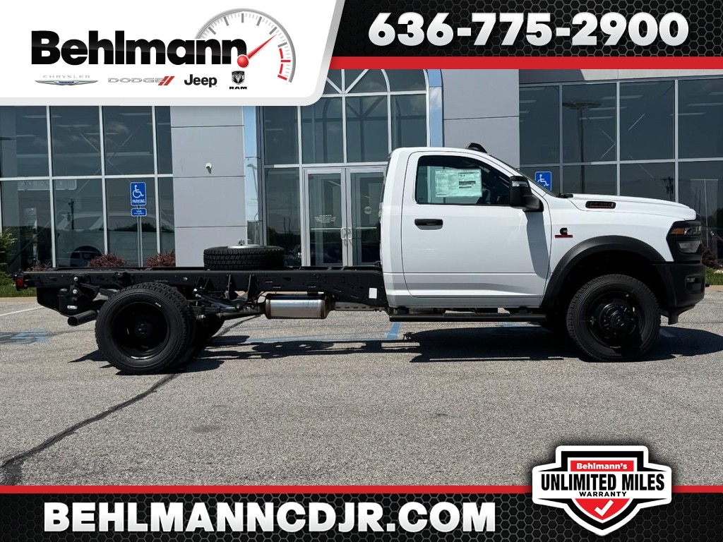 New 2026 Ram 5500 TRADESMAN CHASSIS REGULAR CAB 4X4 84' CA Pickup