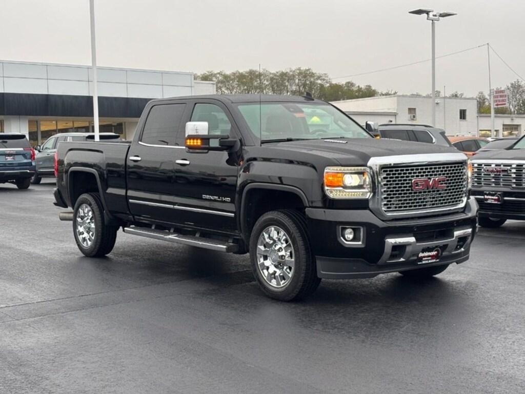 Used 2016 GMC Sierra 2500HD Denali Truck Crew Cab