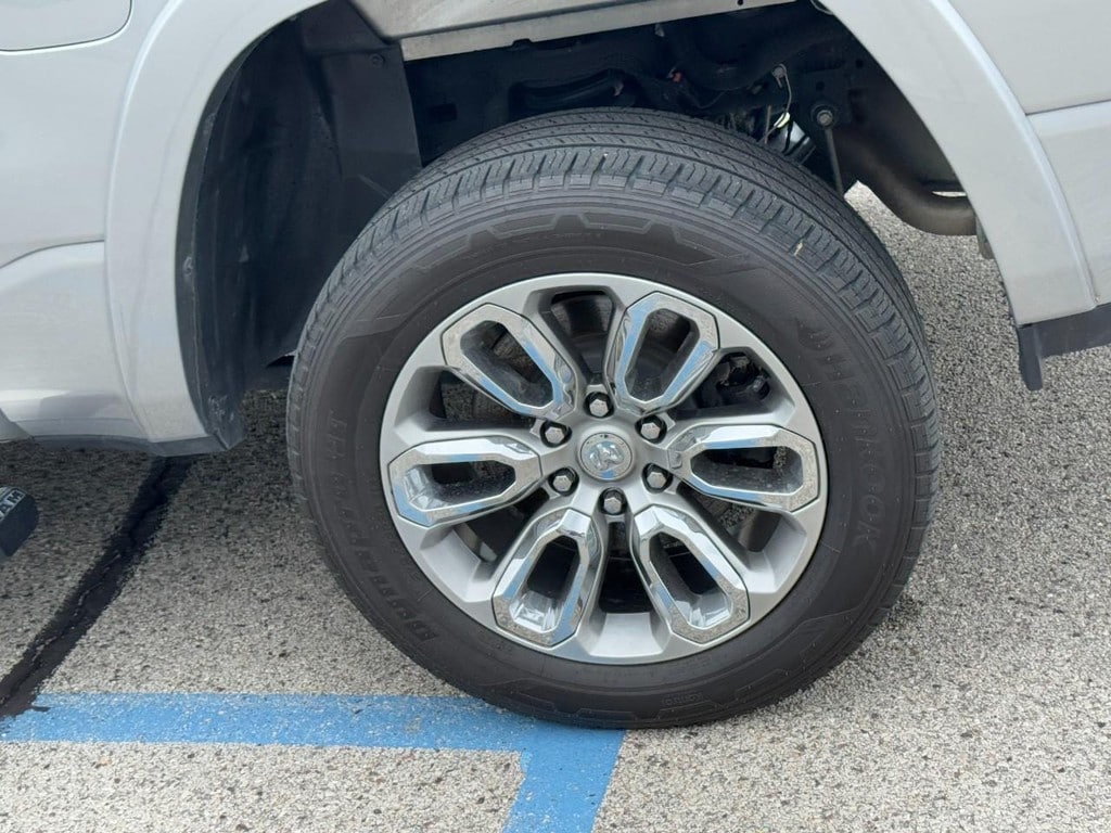 2022 RAM Ram 1500 Pickup Laramie - Photo 10