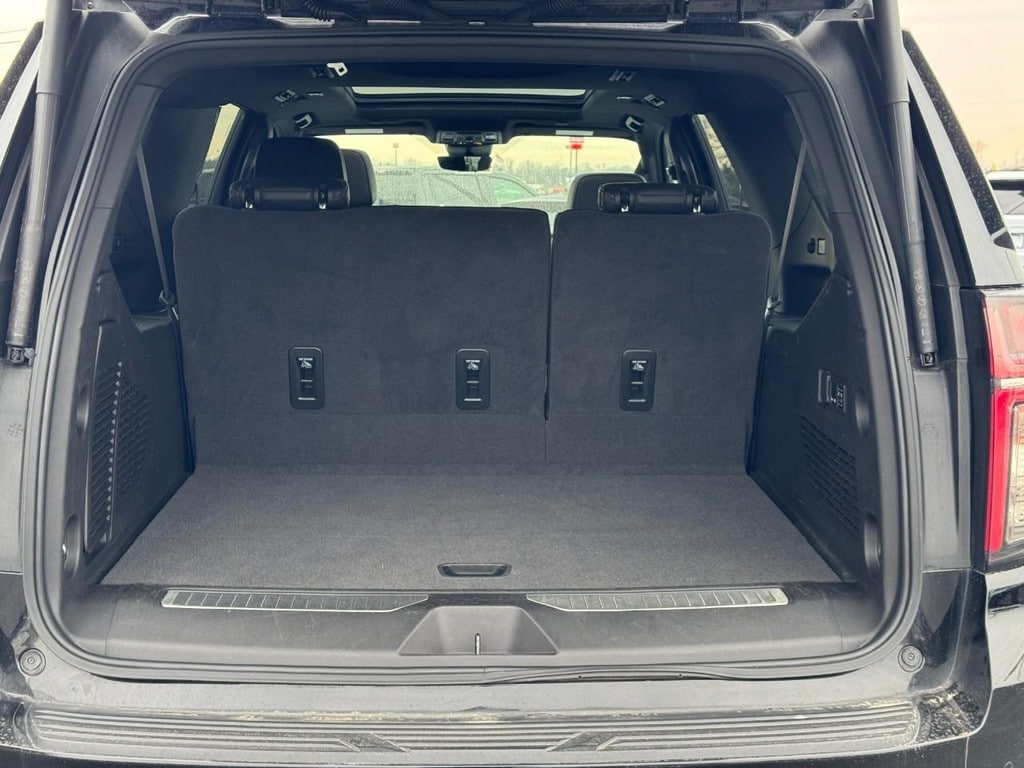 Used 2024 Chevrolet Suburban High Country SUV