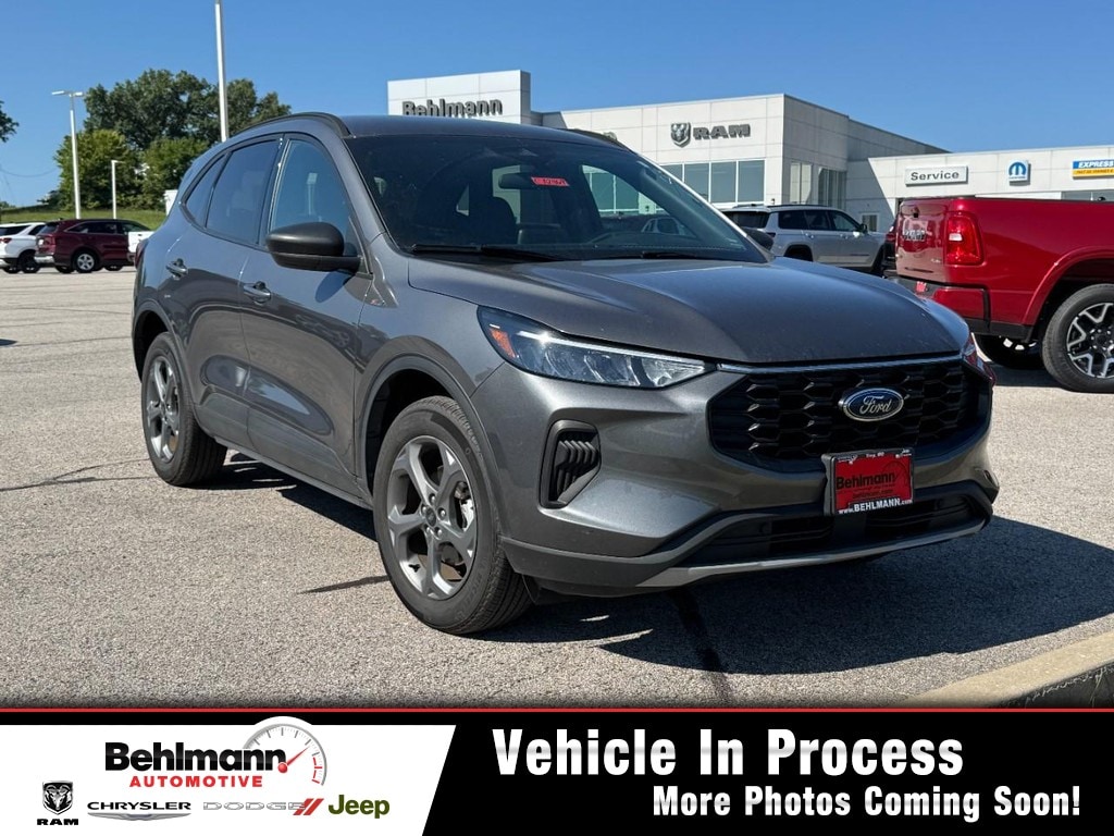 Used 2025 Ford Escape ST-Line SUV