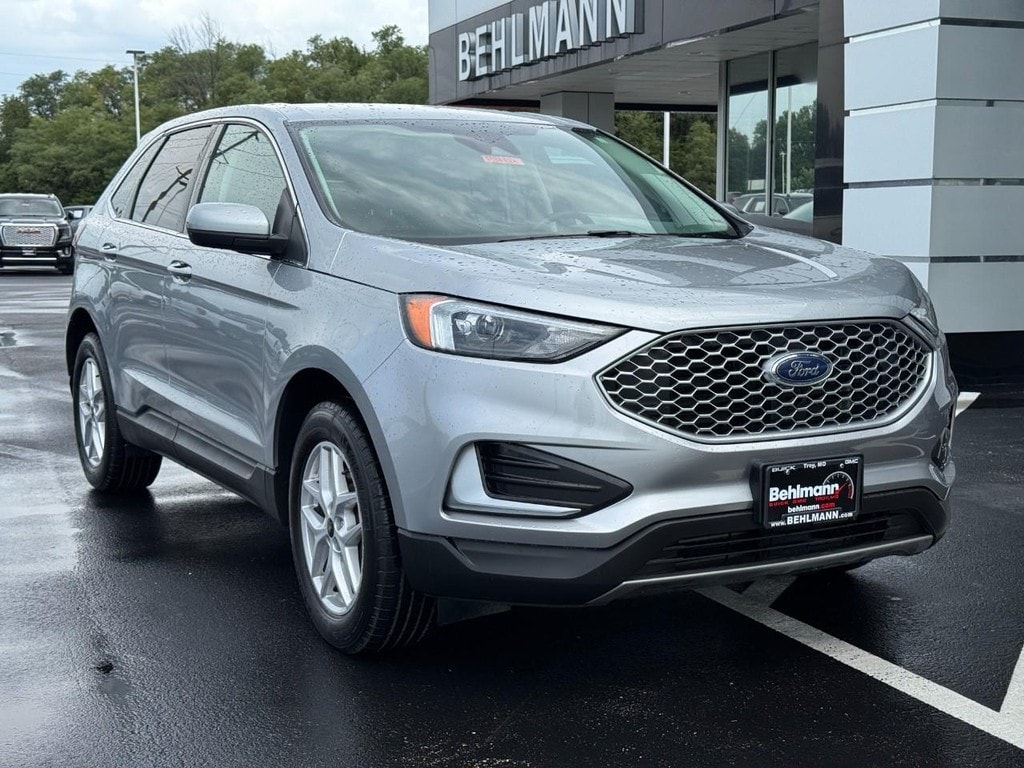 Used 2024 Ford Edge SUV