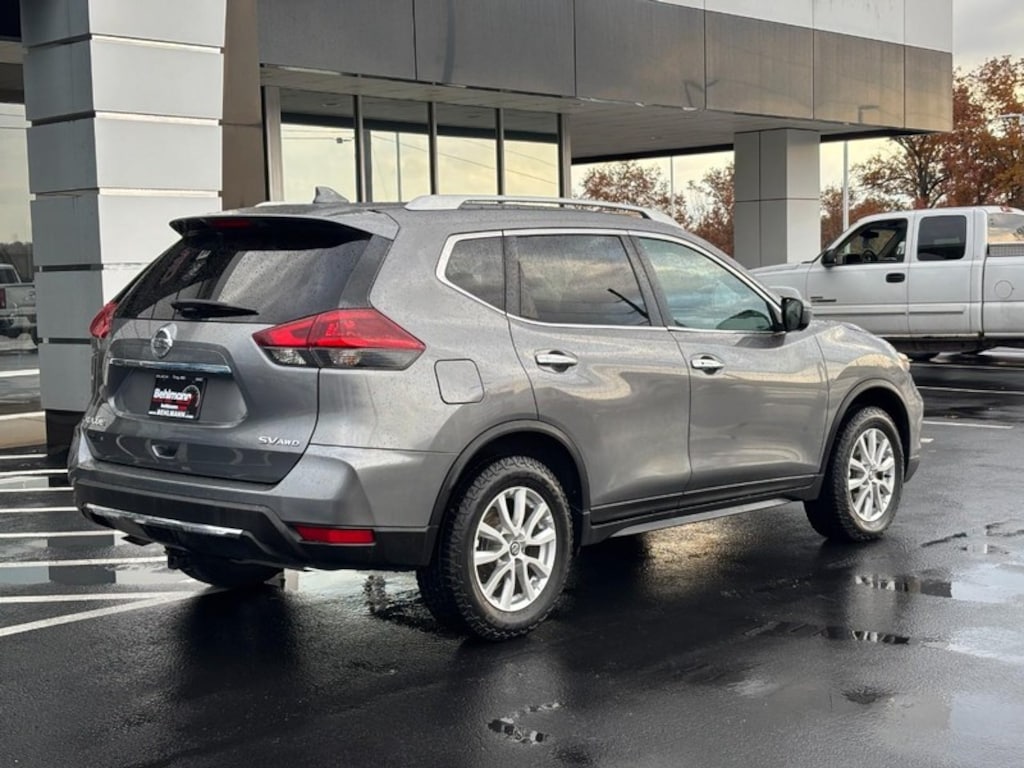 Used 2018 Nissan Rogue SV SUV